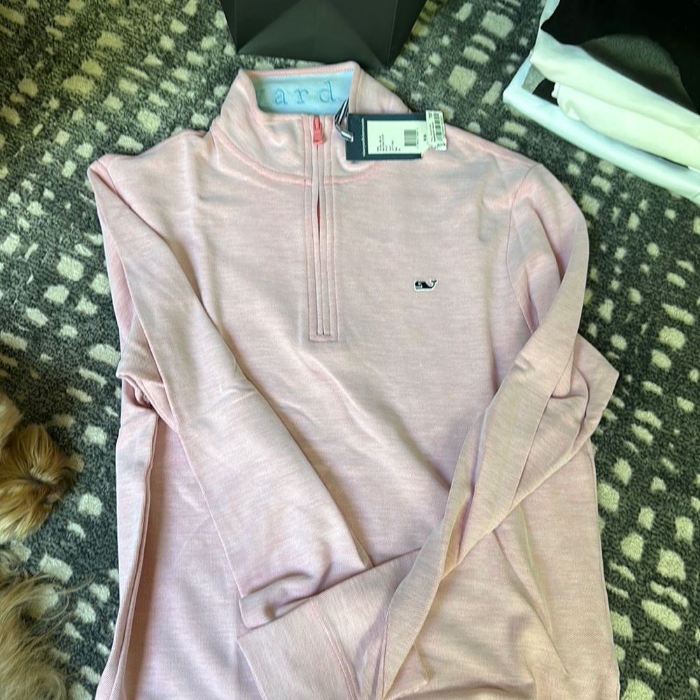 Heathered jetty red quarter zip. Never worn. Perfect.